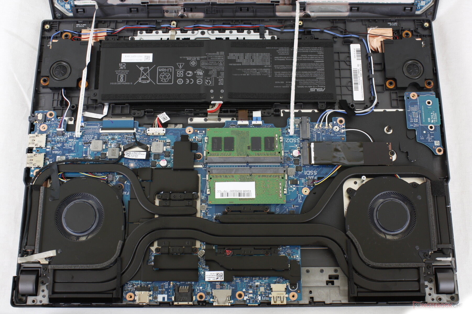 How to replace and fix Asus G713QC-1F G713QC backlit Canadian French CF keyboard palmrest (ASUS ROG Strix G17 G713QE)